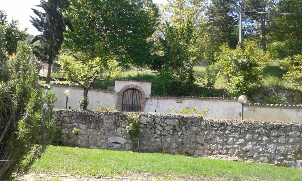 Villa Rosa Caporciano Exteriér fotografie