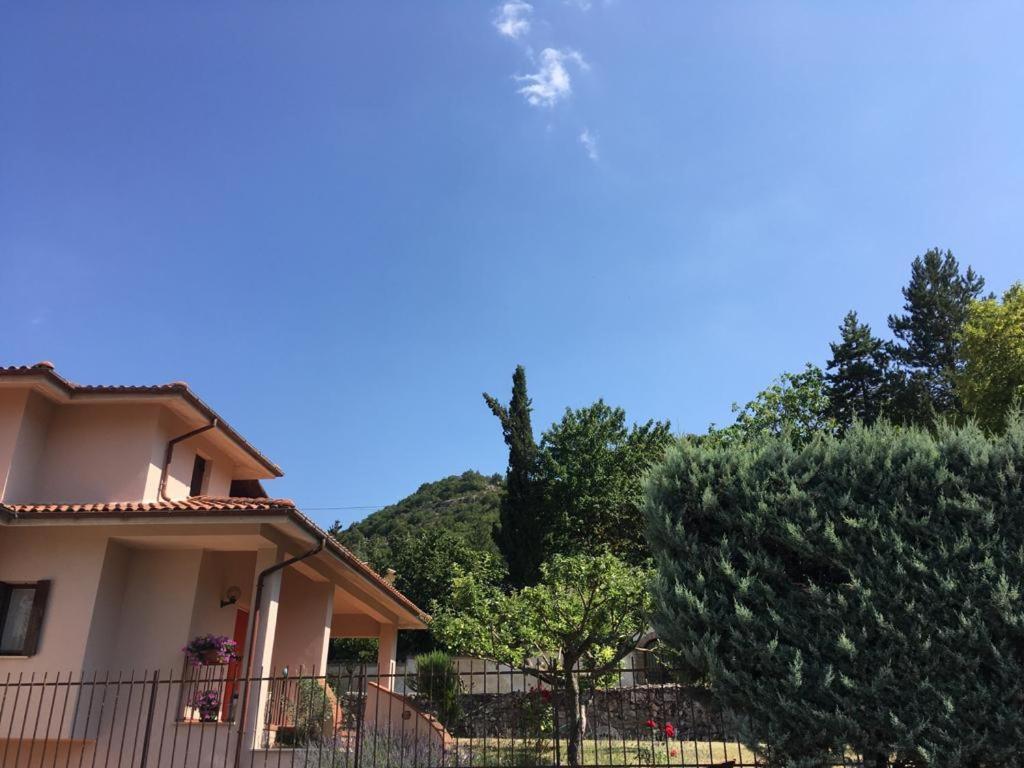 Villa Rosa Caporciano Exteriér fotografie